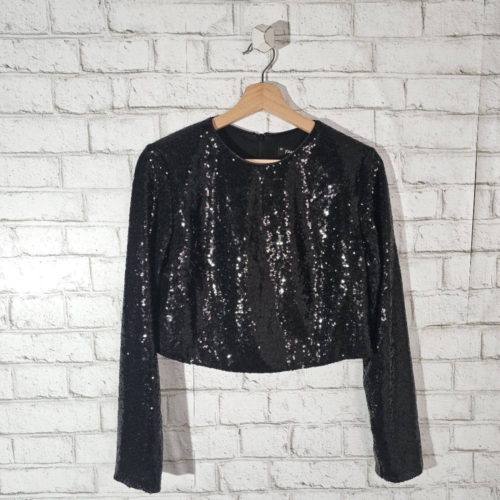 ☆ FAMELIN Cropped Sequin Top, 42